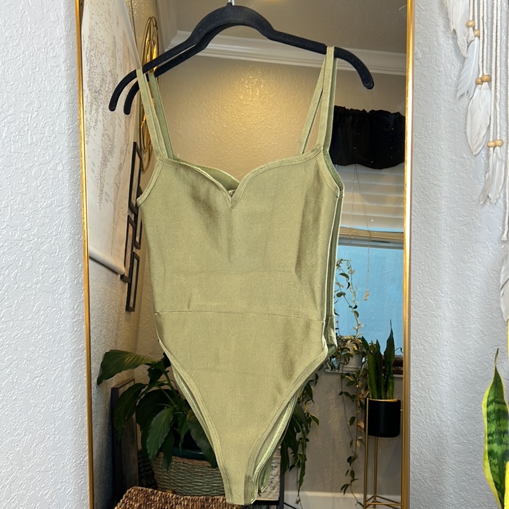 House of CB 'Kamila' Olive Sweetheart Neckline Bandage Bodysuit NWOT - Picture 8 of 9